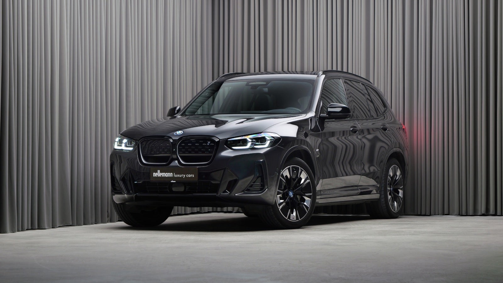 BMW iX3 Charged Plus M-Sport