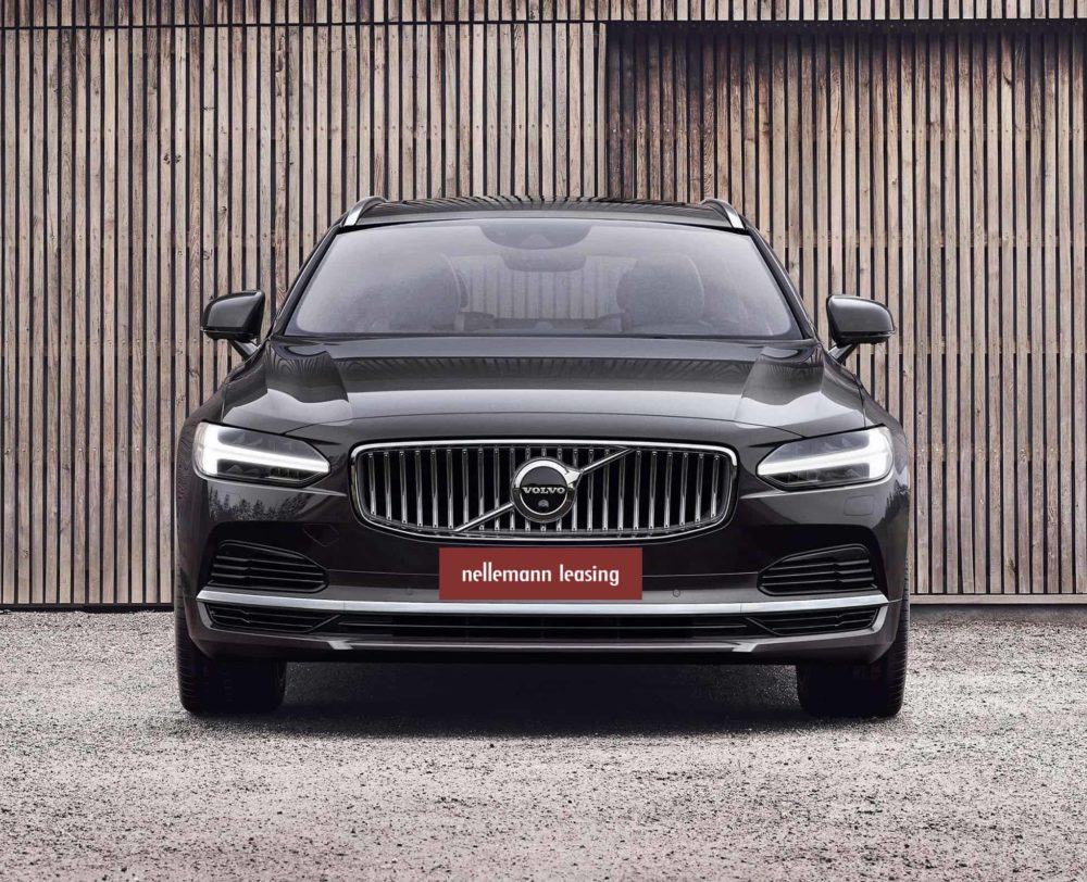 The refreshed Volvo S90 Recharge T8 plug-in hybrid in Platinum G